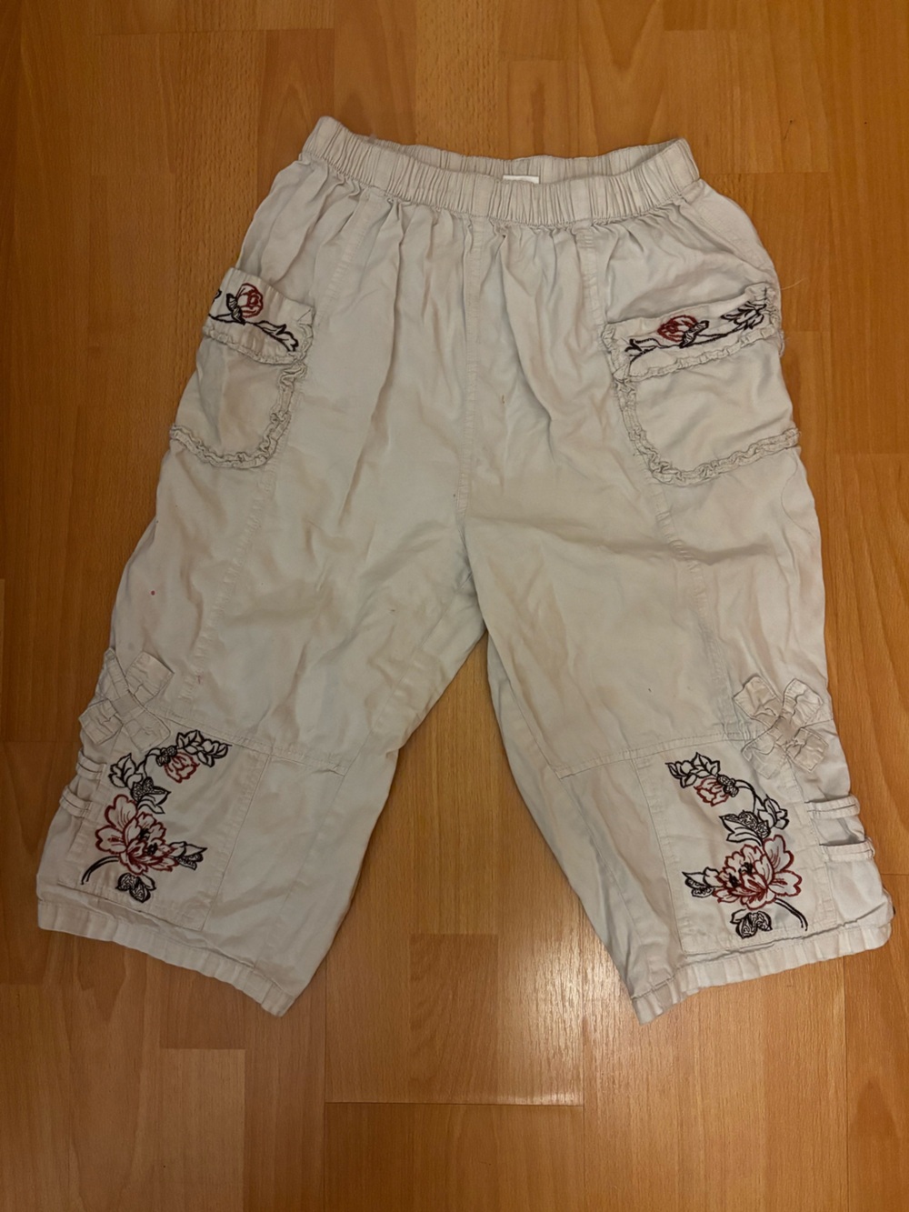 Vintage Embroidered Cargo Capris